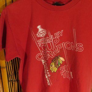 Chicago Blackhawks 2010 Roster T-shirt Large Red